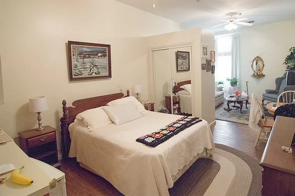 Image of Whitehall Manor (4)