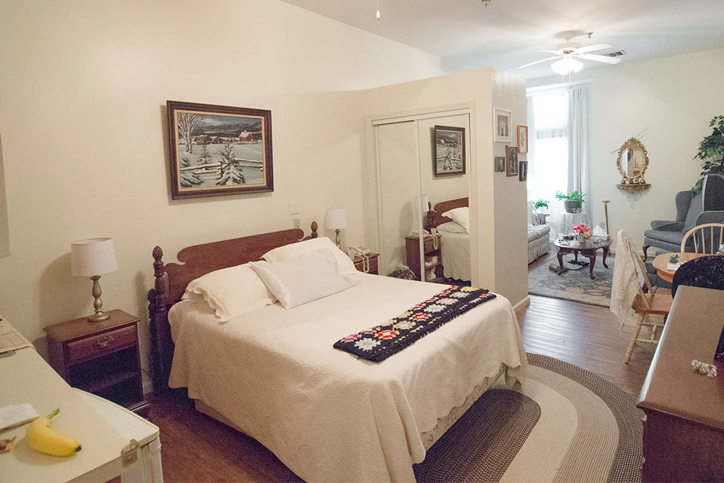 Image of Whitehall Manor (4)