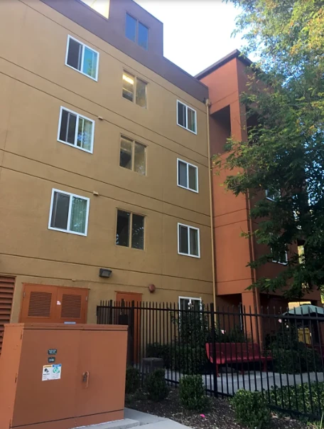 Image of E.E. Cleveland Manor (5)