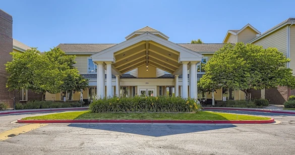 Image of Lakewood Reserve Senior Living (1)