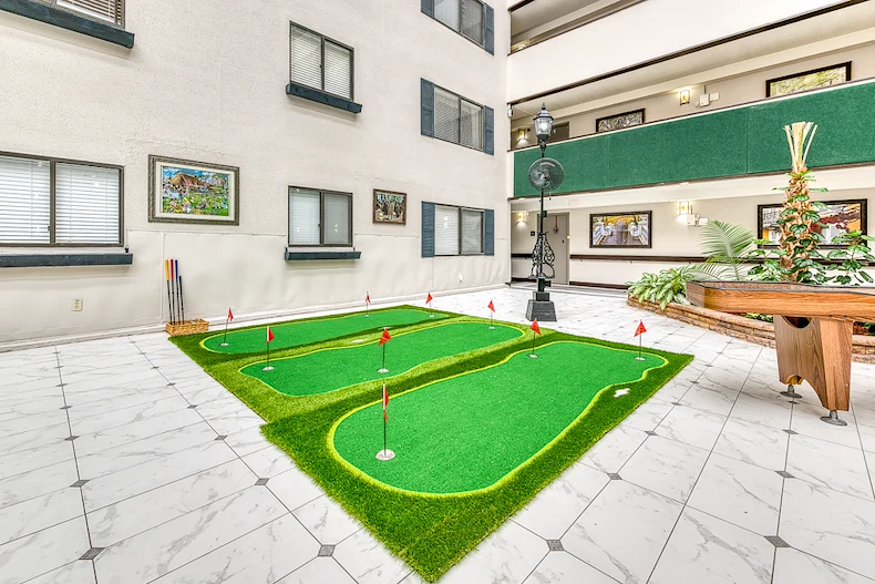 Image of Meridian at Westwood (3)