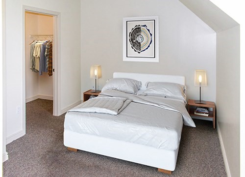 Image of Saint Luke's Manor (2)