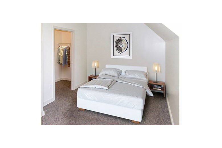 Image of Saint Luke's Manor (2)