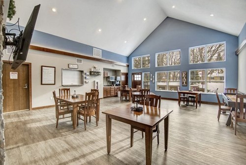 Image of Suite Living Senior Care of Little Canada (3)
