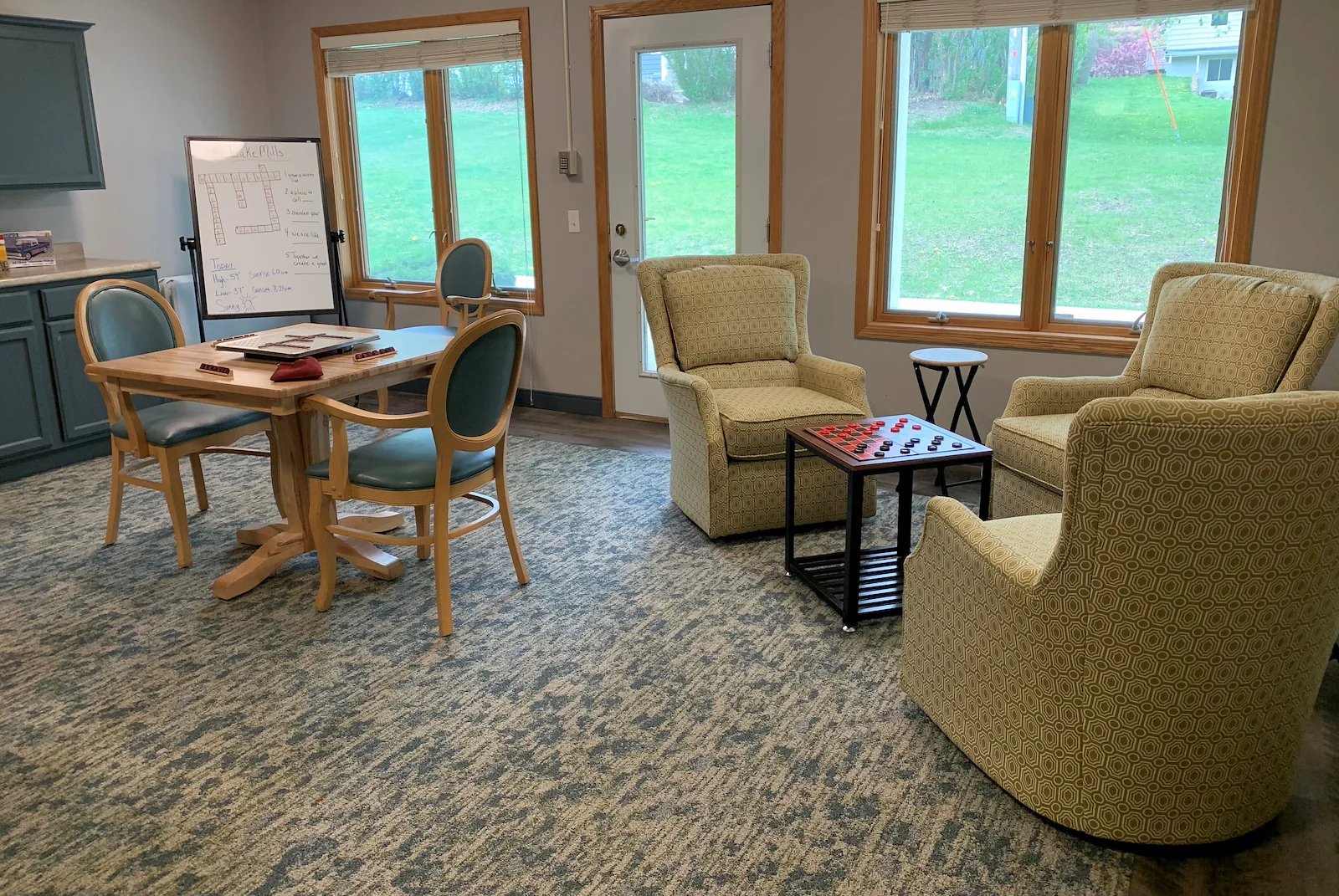 Image of Mills Harbour Assisted Living Lake (6)