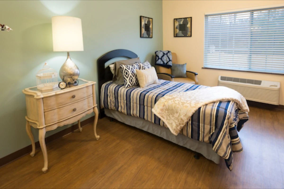 Image of Spring Arbor of Steele Creek (2)