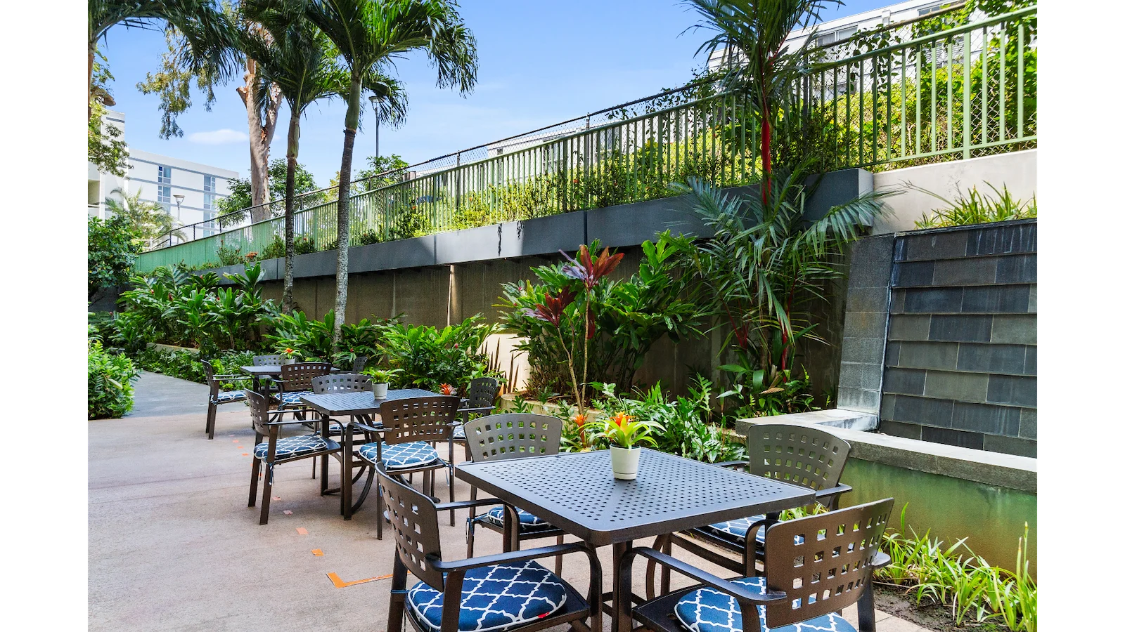 Image of The Plaza at Moanalua (3)