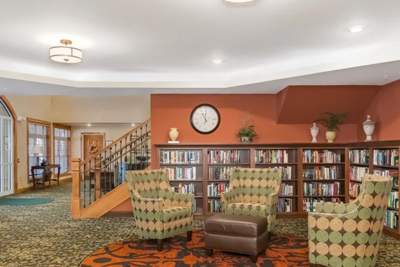 Image of Applewood Pointe of Shoreview Cooperative (4)