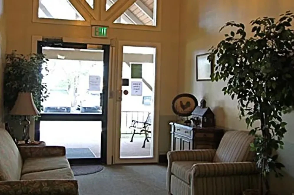 Image of Regency Care Of Central Oregon (3)