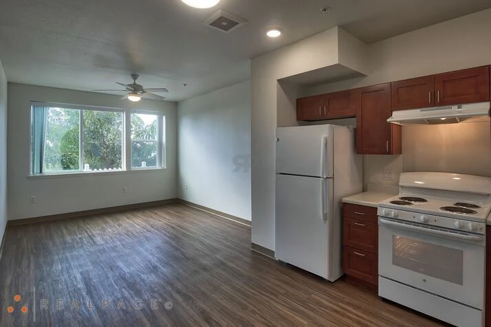 Image of Lei Kupuna (7)