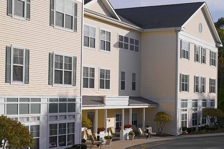 Image of Atria Lincoln Place (1)