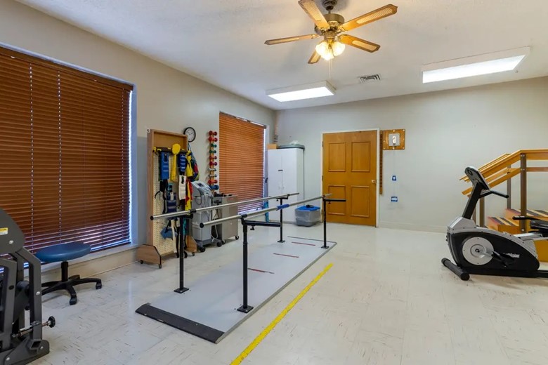 Image of Meridian Rehabilitation & Health Care Center (3)