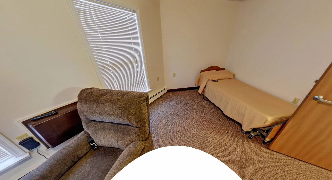 Image of Eventide Lake Country Manor (8)