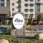 Alto Clermont, senior living community offering assisted living, memory care, and respite care in Clermont, FL, community sign