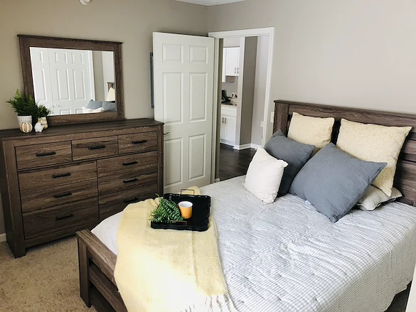 Image of Valley Lakes (6)