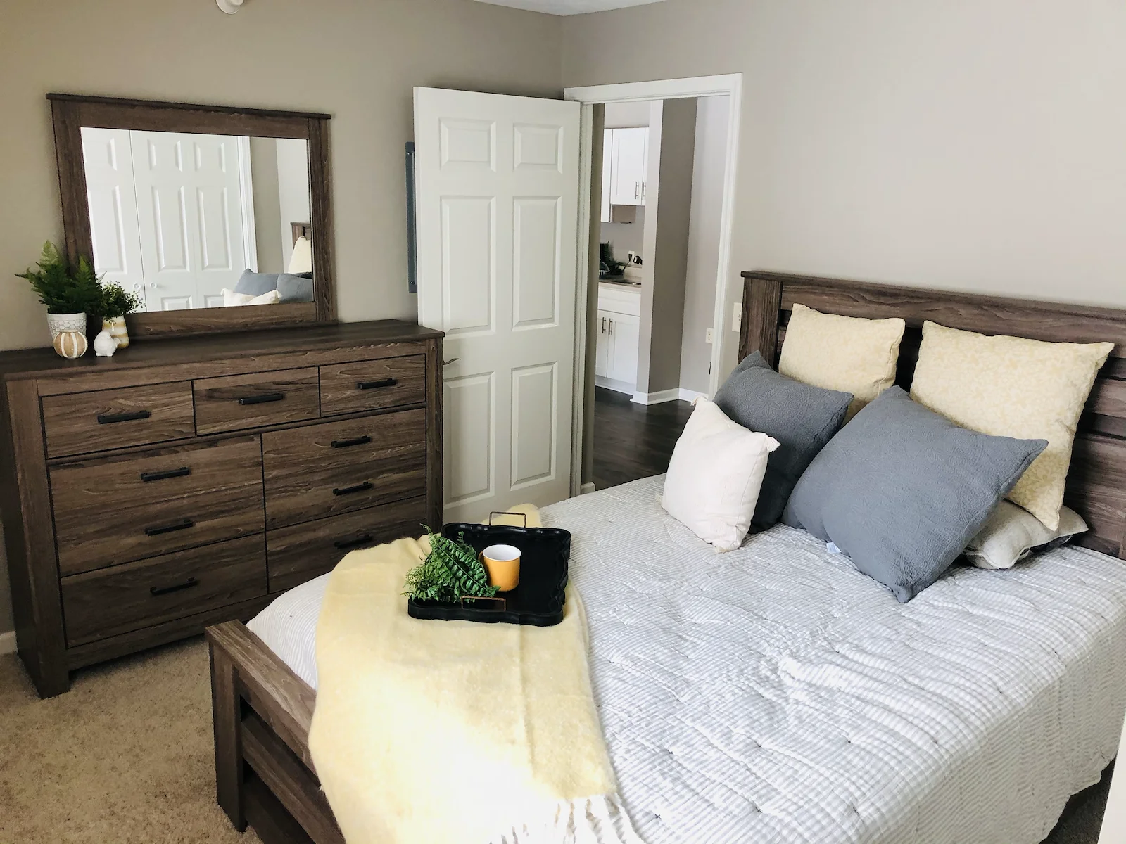 Image of Valley Lakes (6)