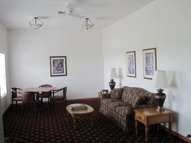 Image of Eagle Springs Retirement (7)