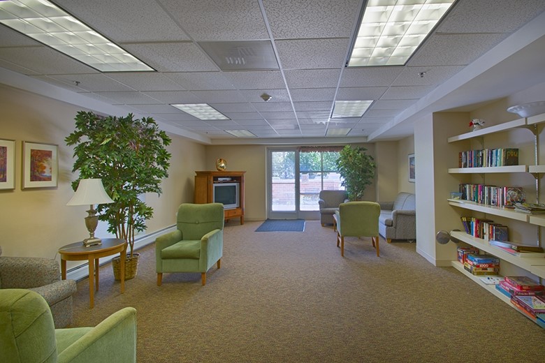 Image of Senior Suites of Jefferson Park (3)