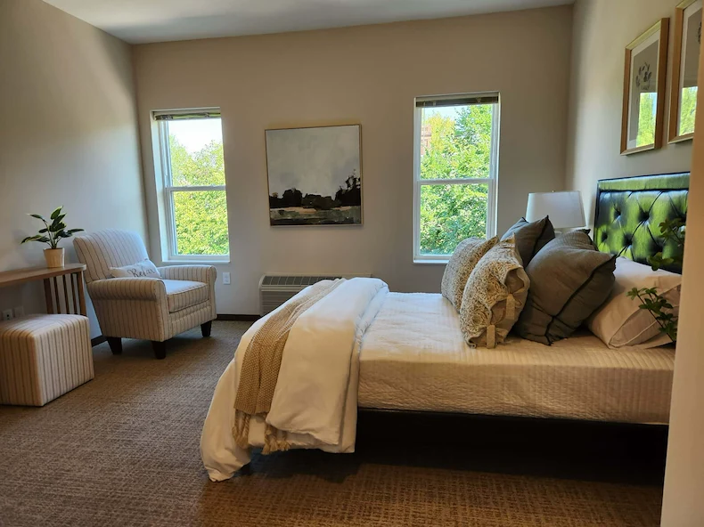 Image of Seven Hills St. Paul (10)