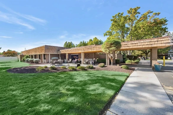 Image of Tri-Cities Retirement Inn (1)