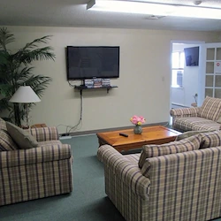 Image of Franklin Square Manor (3)