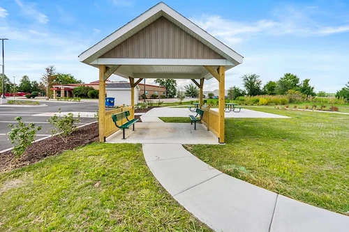 Image of Deville Manor Senior Living (10)
