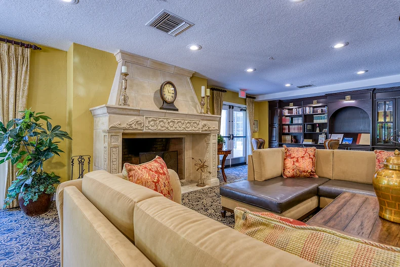 Image of Meridian at Anaheim Hills (5)