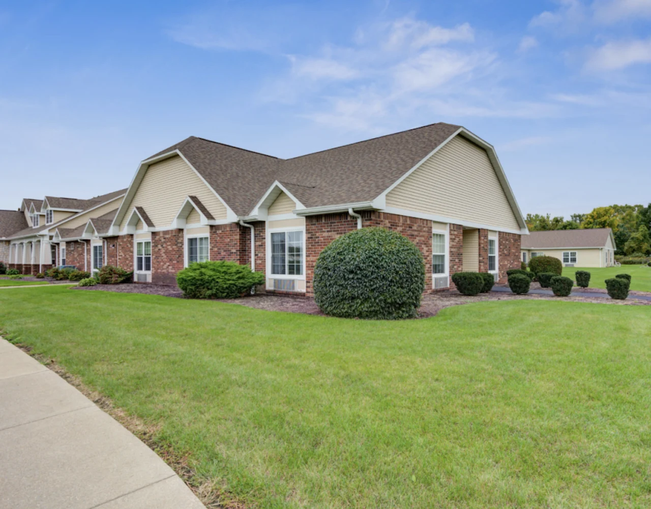 Image of Crimson Ridge Gardens (2)