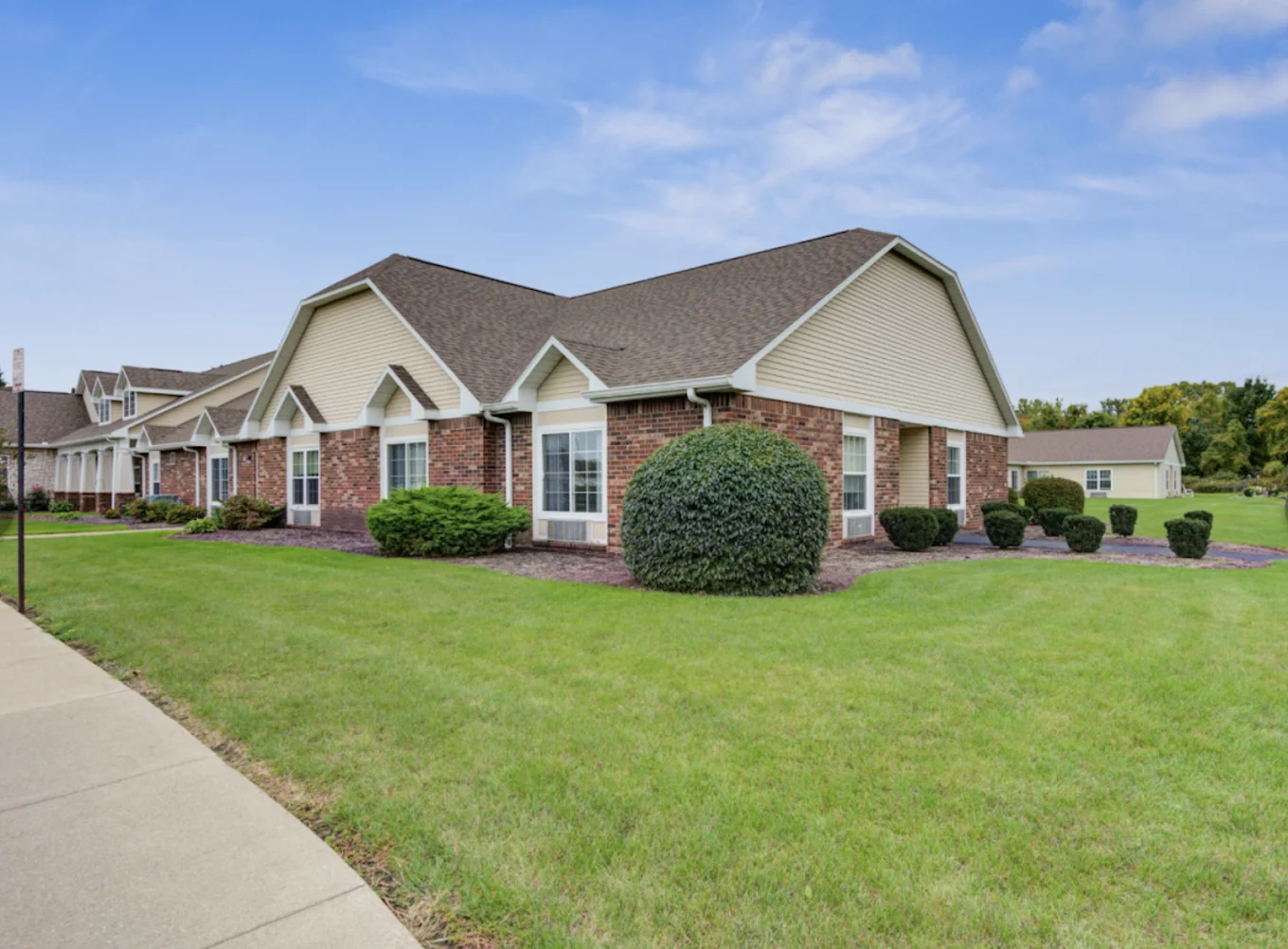 Image of Crimson Ridge Gardens (2)