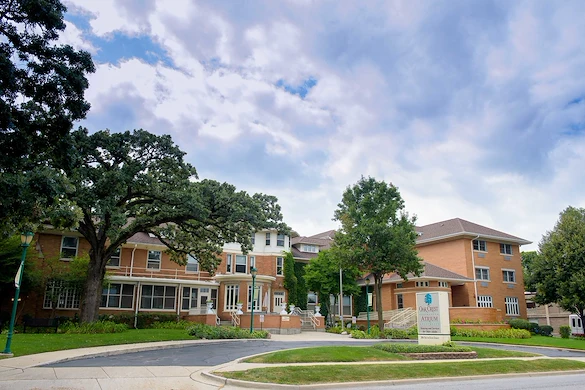 Image of Atrium at Oak Crest Residence (1)