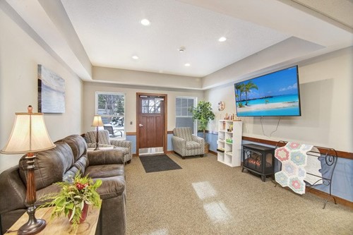 Image of Suite Living Senior Care of Little Canada (5)