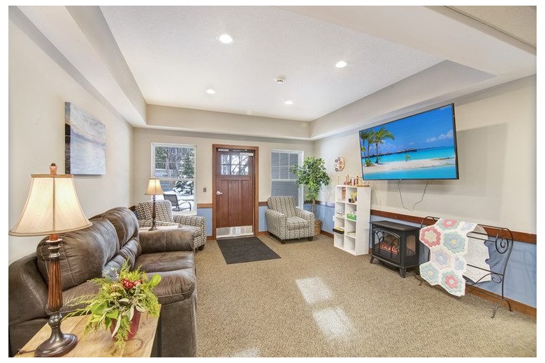Image of Suite Living Senior Care of Little Canada (5)