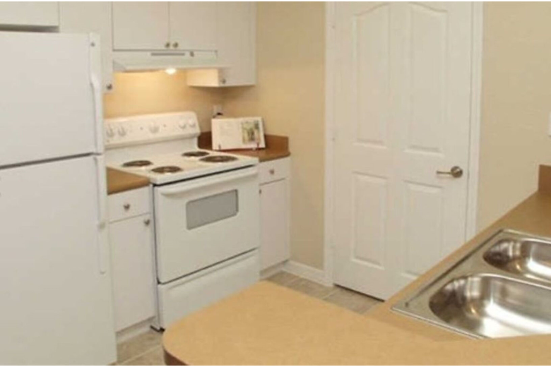 Image of Centro Place Senior (4)