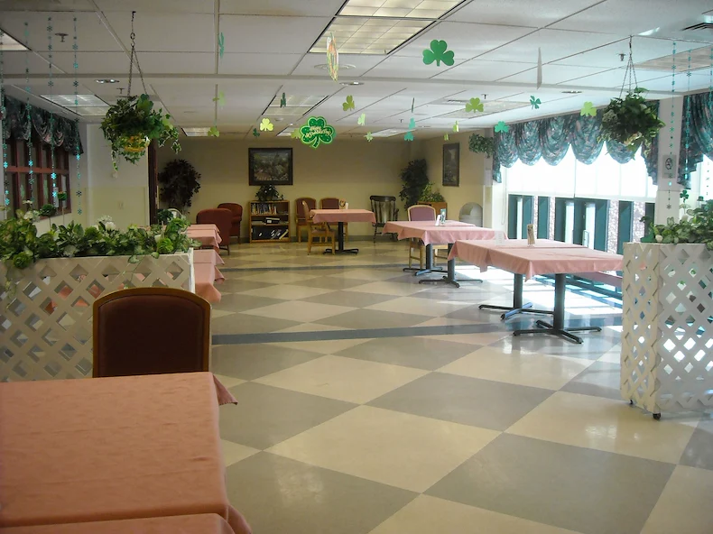 Image of Neshaminy Manor Home (8)