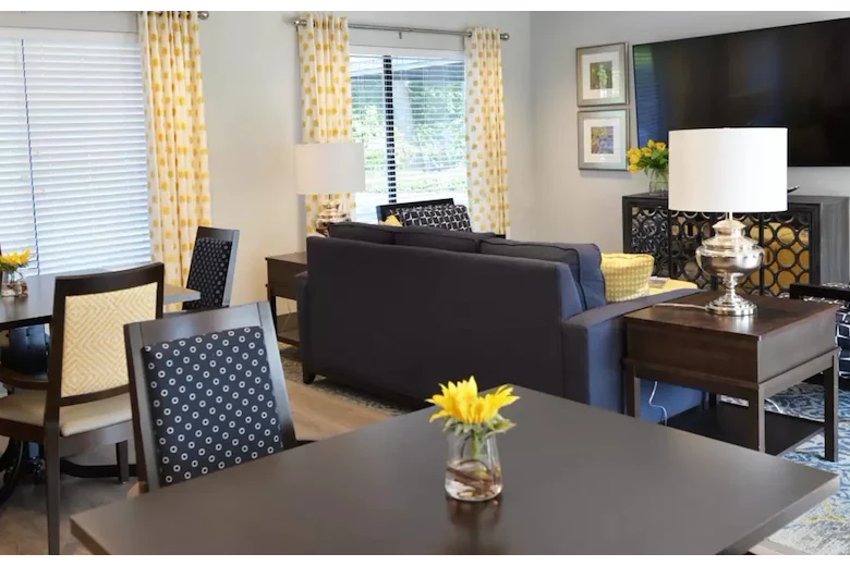 Image of Regency Gresham Nursing & Rehabilitation Center (3)