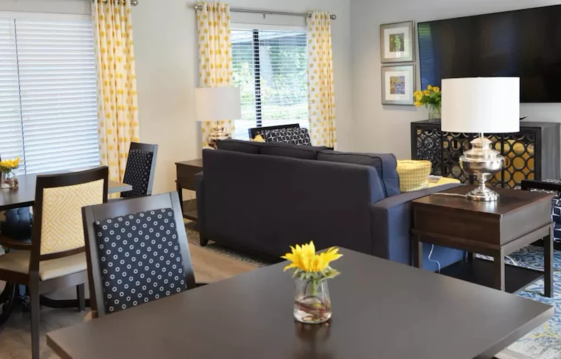 Image of Regency Gresham Nursing & Rehab Center (4)