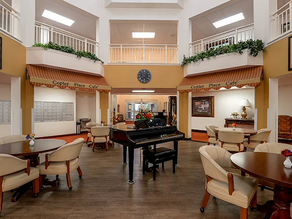 Image of Holiday Copley Place (6)