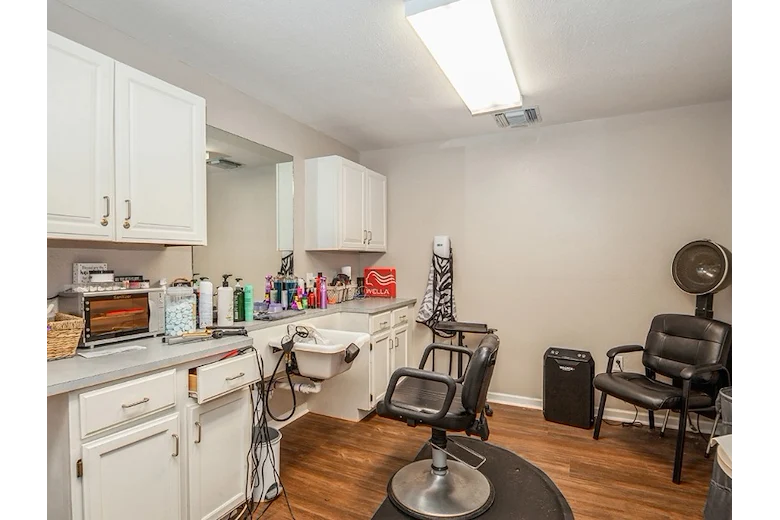 Image of Trustwell Living at Terrebonne Place (4)