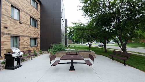 Image of Corinthian Gardens Apartments (10)