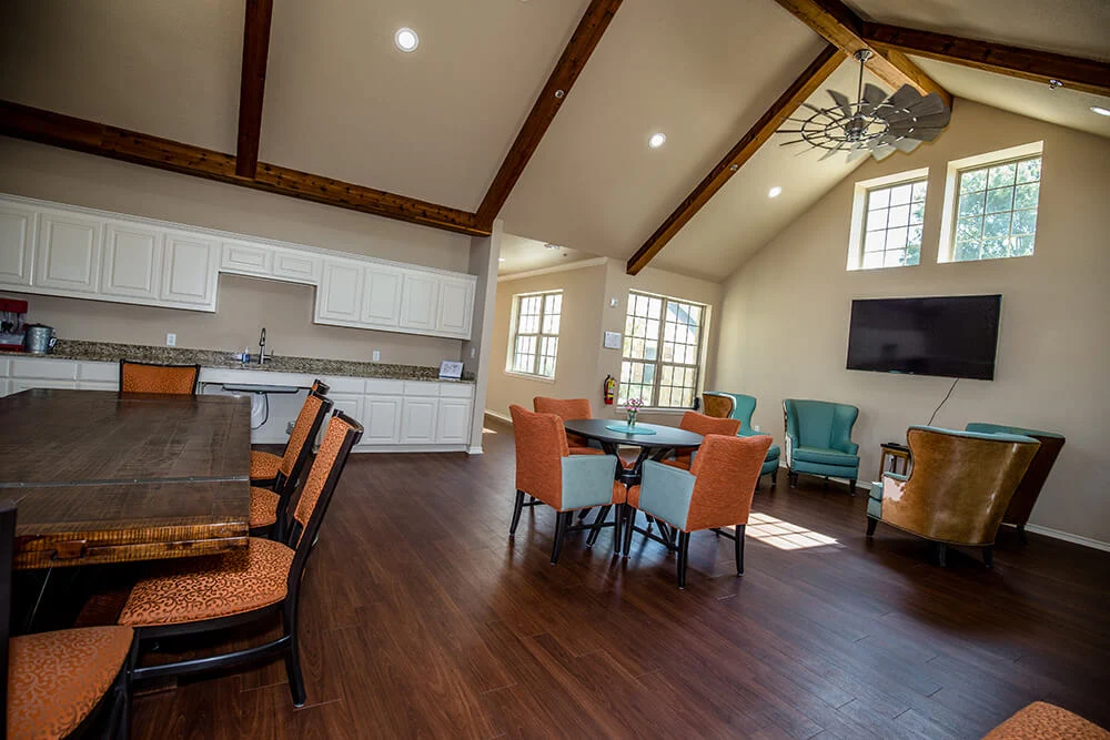 Image of Autumn Hill Manor (6)