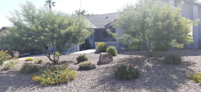 Image of Hummingbird Haven (2)