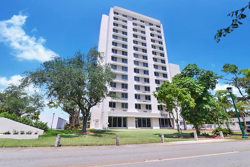 Image of Imperial Club Apartments (1)