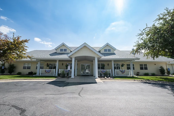 Image of Rolling Meadows Senior Living (1)