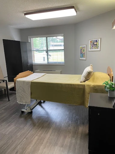 Image of The Pearl of Elgin (3)