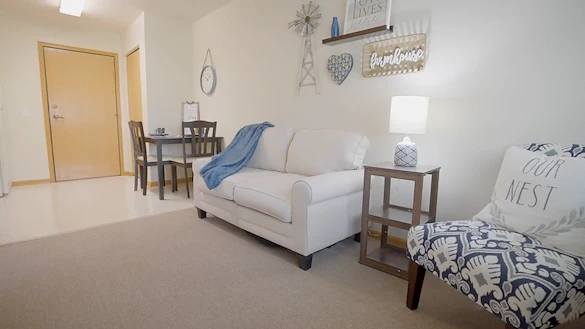 Image of Oakland Manor (7)