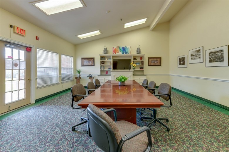 Image of The Village at Heritage Oaks - Assisted Living (6)