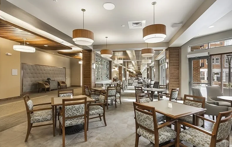 Image of Merrill Gardens at Burien (7)