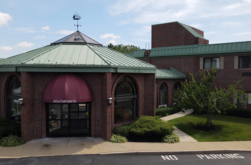 Image of AdviniaCare Southpointe (1)