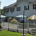 Image of Oak Woods Manor (3)