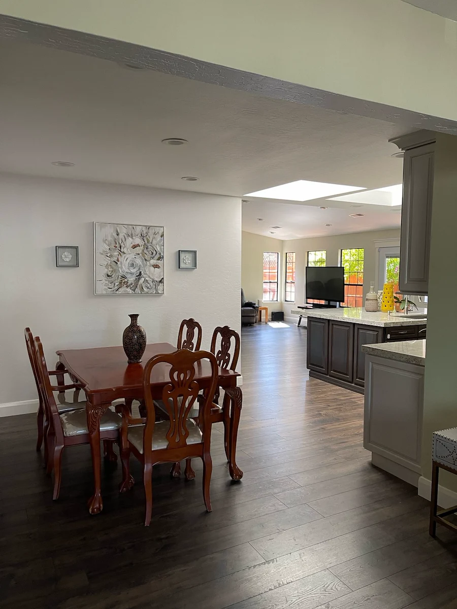 Image of Helping Hands - Dublin (4)